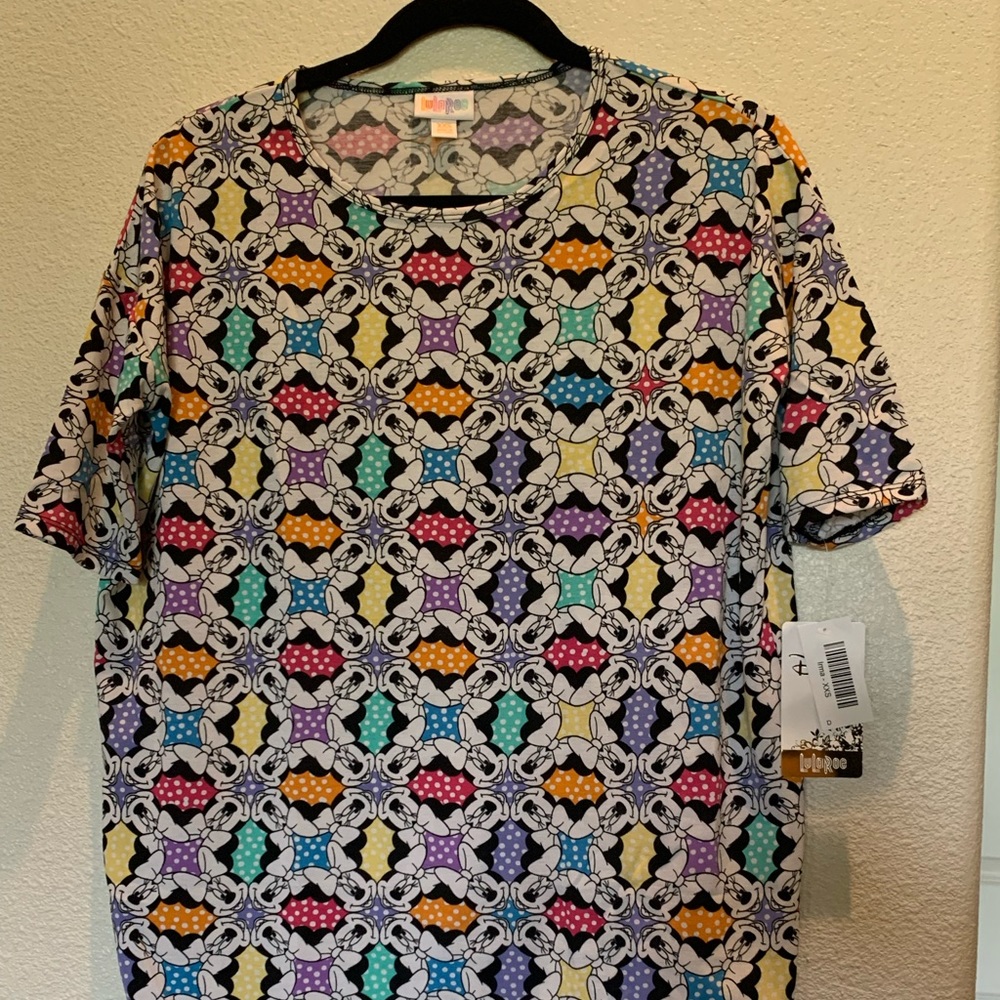 LuLaRoe Irma tee